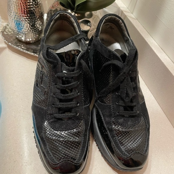 Hogan platform Interactive Sneakers Black suede - Picture 8 of 8